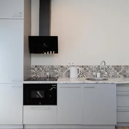 Private With Terrace And Swimming Pool Apartamento Palanga