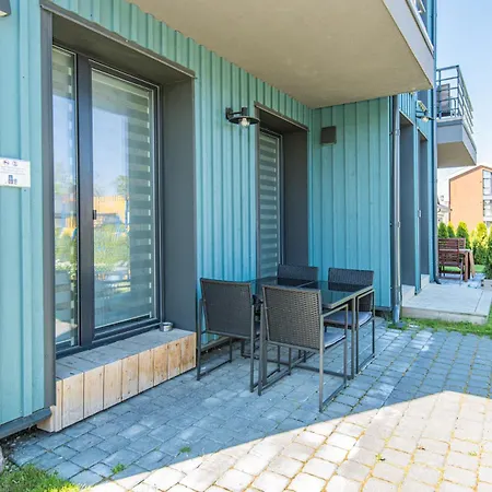 Private With Terrace And Swimming Pool Palanga