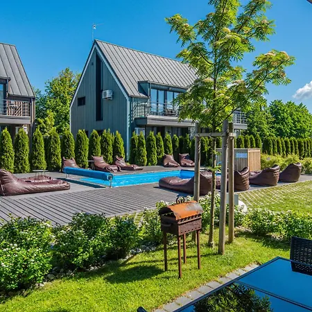 Private With Terrace And Swimming Pool 아파트 팔랑가