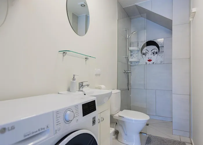 Private With Terrace And Swimming Pool * Паланга