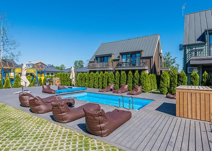 Private With Terrace And Swimming Pool *