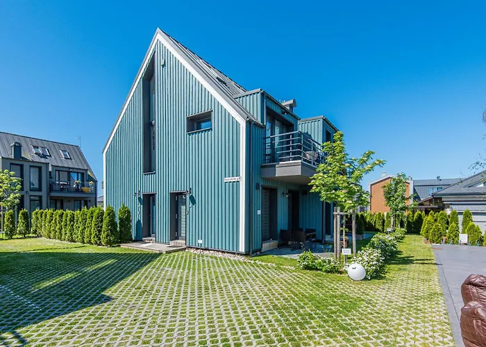 Private With Terrace And Swimming Pool * Паланга